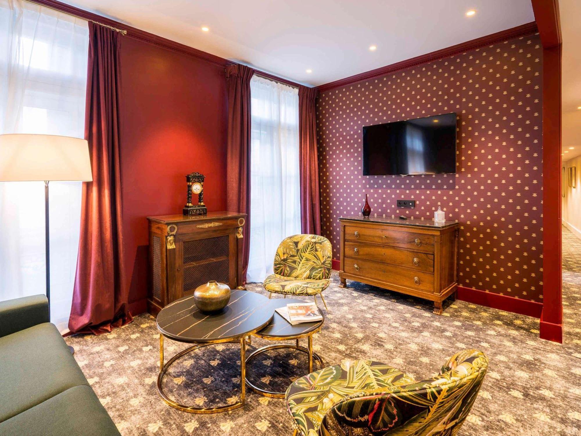 Aigle Noir Hotel Fontainebleau - Mgallery Collection Zewnętrze zdjęcie